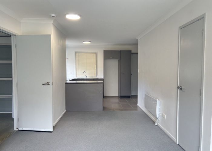  at 1/172 McLeod Road, Te Atatu South, Waitakere City, Auckland