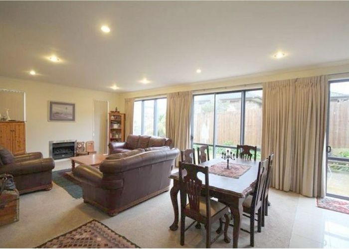  at 220 Schnapper Rock Road, Schnapper Rock, Auckland