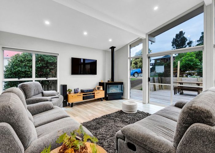  at 9 Bronte Place, Whalers Gate, New Plymouth