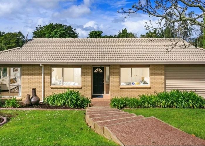  at 8 Notre Dame Way, Albany, North Shore City, Auckland