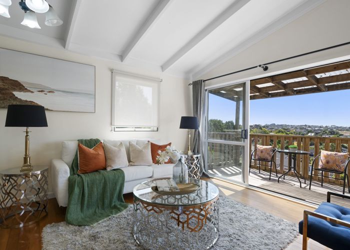  at 575 East Coast Road, Browns Bay, Auckland