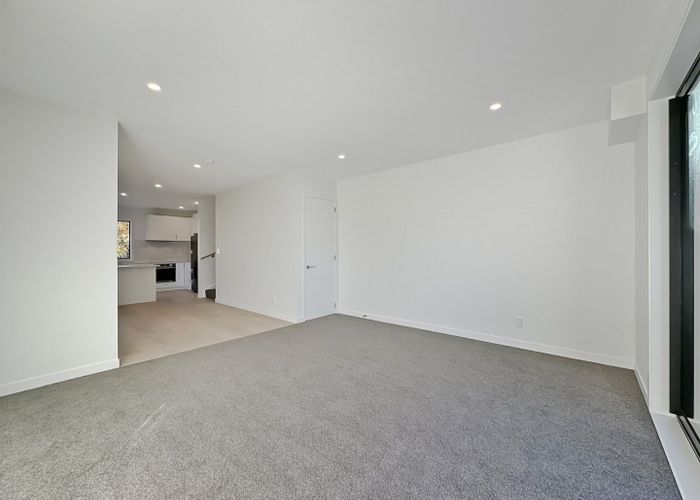  at 4/323 Riverside Drive, Waterloo, Lower Hutt