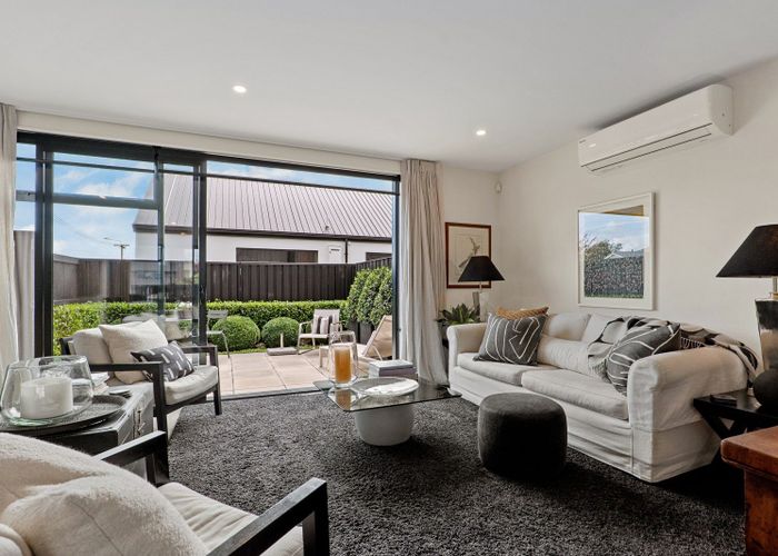  at 2 Bretts Road, St. Albans, Christchurch City, Canterbury