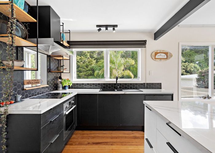  at 17 Hillcrest Grove, Hill Park, Manukau City, Auckland