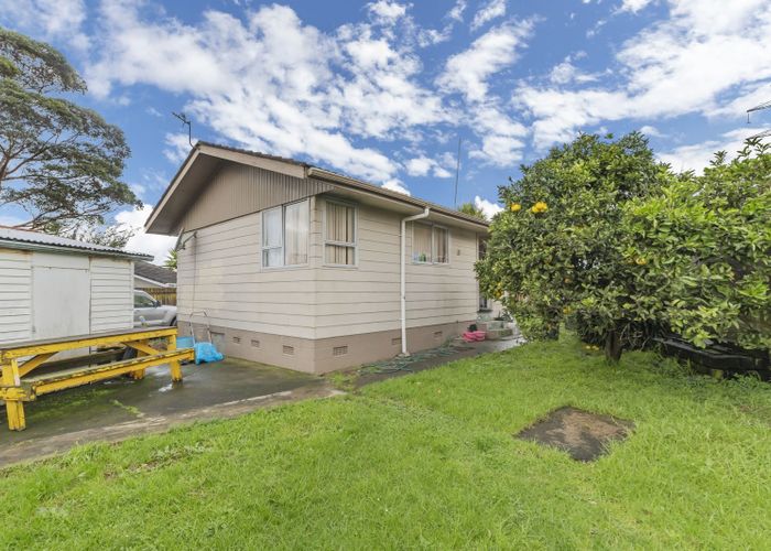  at 29 Othello Drive, Clover Park, Auckland
