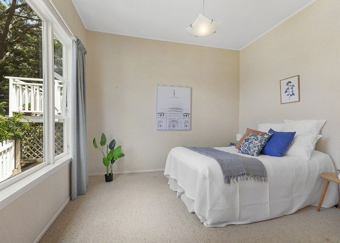  at 33 Patanga Cres, Thorndon, Wellington, Wellington