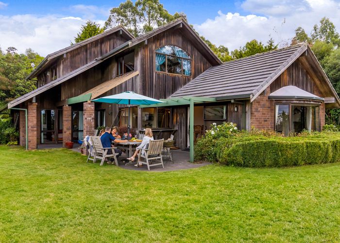  at 136 Highland Drive, Acacia Bay, Taupo, Waikato