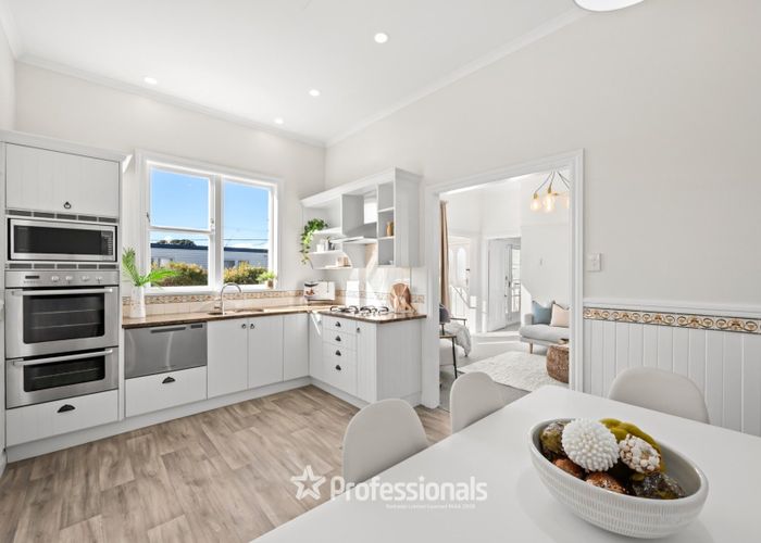  at 17 William Street, Petone, Lower Hutt, Wellington