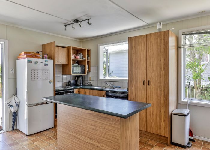  at 210 Birkdale Rd, Birkdale, North Shore City, Auckland