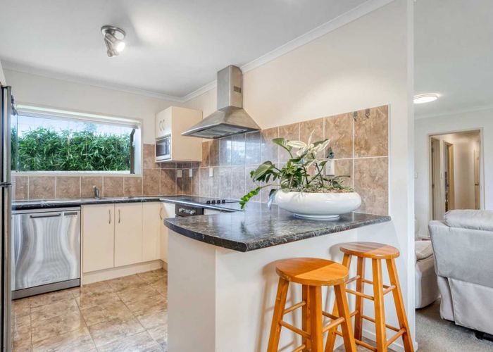 at 31B Westglen Place, Ranui, Auckland