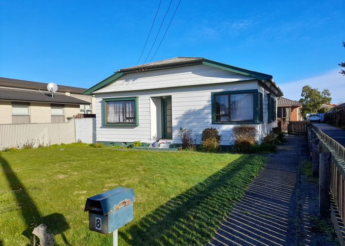  at 8 Grassmere Street, Papanui, Christchurch