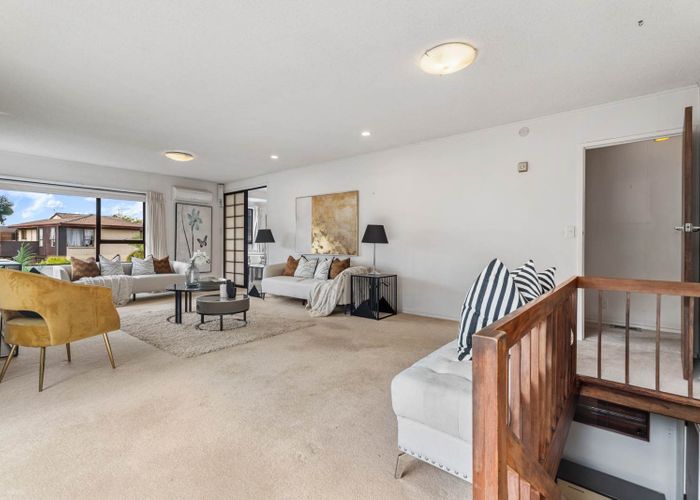  at 1/16A Moore Street, Hillcrest, North Shore City, Auckland