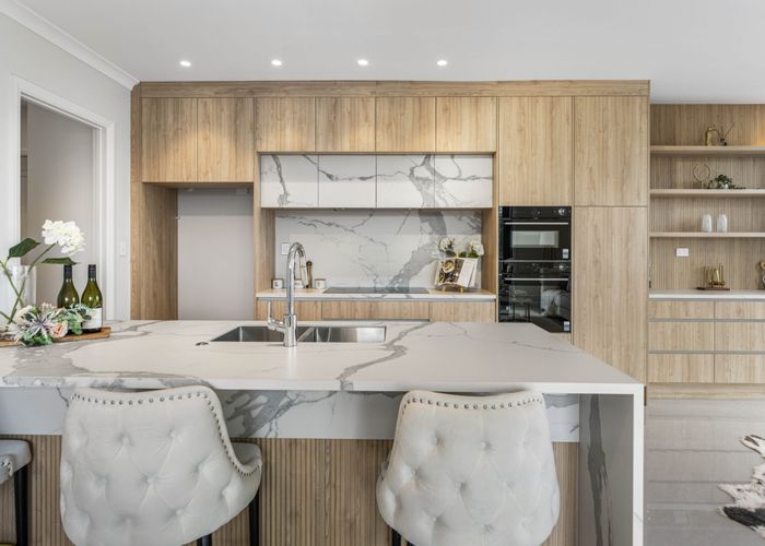  at 2 Seagreen Avenue, Rosehill, Papakura, Auckland