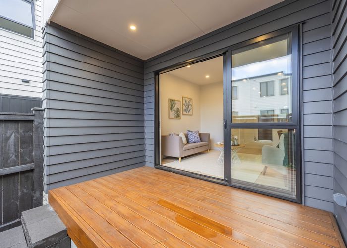  at Lot 3/82 Rosewarne Crescent, Glendene, Waitakere City, Auckland
