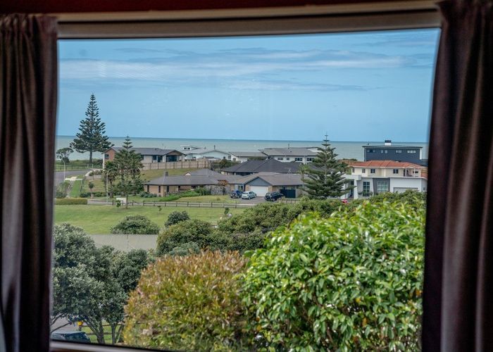  at 17 Meadow Vale, Coastlands, Whakatane
