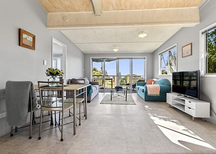  at 12 Nelson Avenue, Surfdale, Waiheke Island