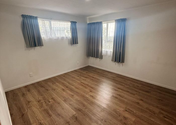  at 58 Everglade Drive, Goodwood Heights, Manukau City, Auckland