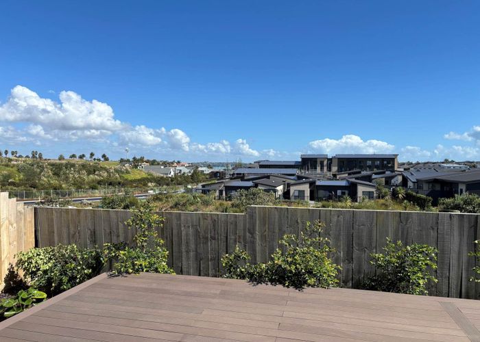  at 10 Kowaitau Avenue, Beachlands, Manukau City, Auckland