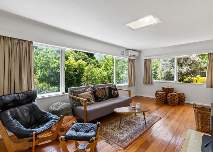  at 123 Pinehaven Road, Pinehaven, Upper Hutt, Wellington