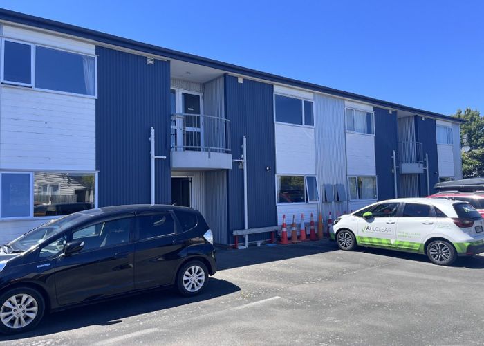  at 2/28a Newnham Terrace, Upper Riccarton, Christchurch City, Canterbury