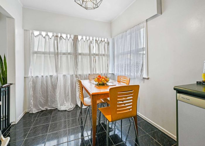  at 84 Bruce Avenue, Glenview, Hamilton, Waikato