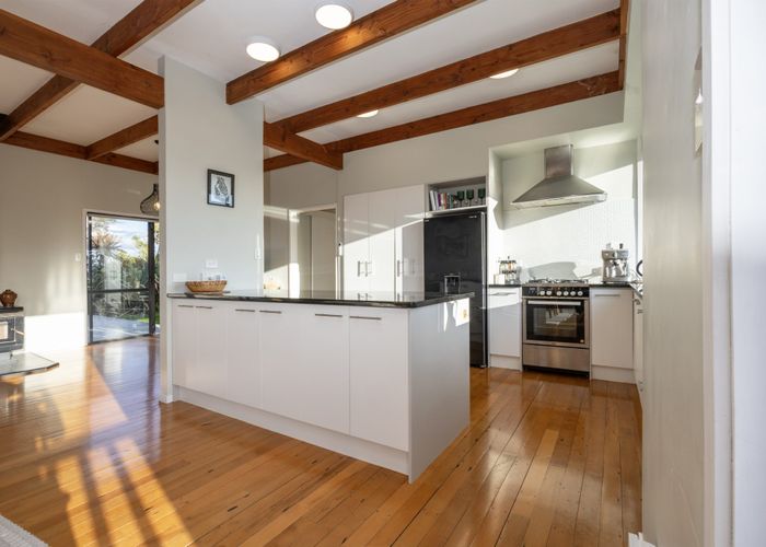  at 12 Victory Road, Laingholm, Waitakere City, Auckland