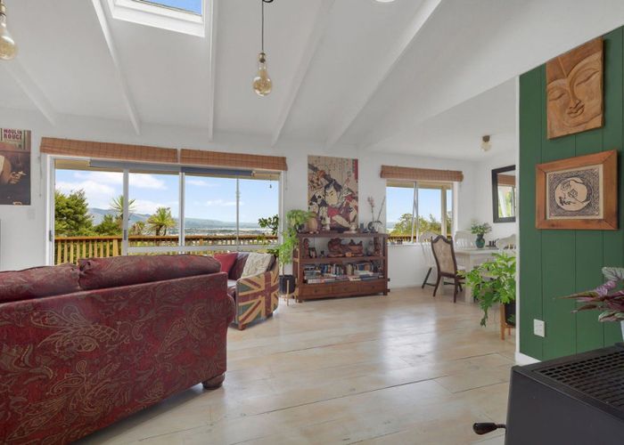  at 2/104 Tosswill Road, Tahunanui, Nelson, Nelson / Tasman