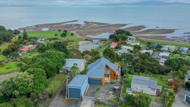  at 3 Eames Crescent, Te Mata