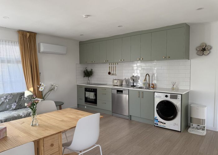  at 4/51 Wynyard Road, Mount Eden, Auckland City, Auckland