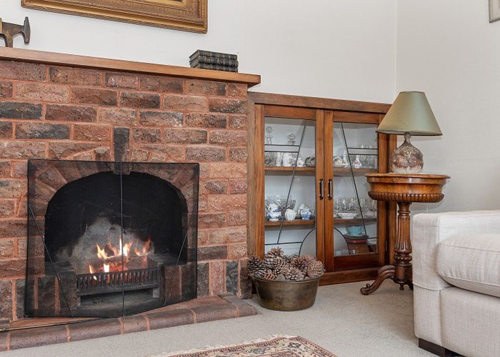  at 31 Casey Avenue, Fairfield, Hamilton