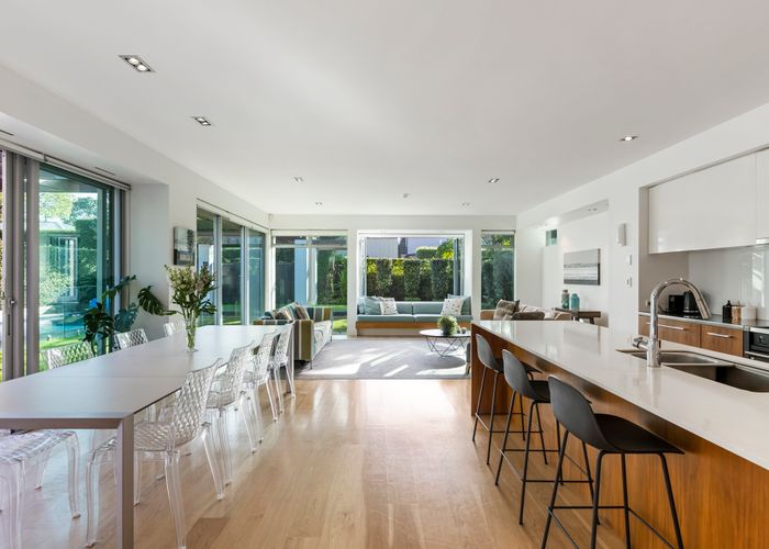  at 4 Clouston Street, Glendowie, Auckland