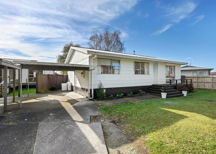  at 392 Kahikatea Drive, Dinsdale, Hamilton