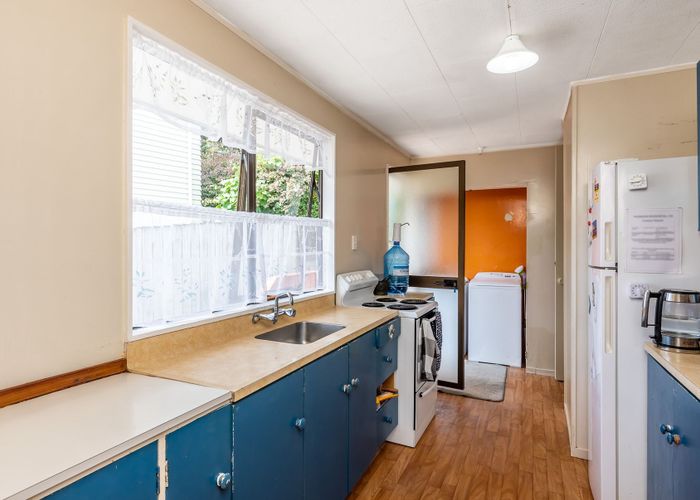  at 12 Moa Road, Raumati Beach, Paraparaumu