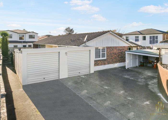  at 2/137 Coronation Road, Papatoetoe, Auckland