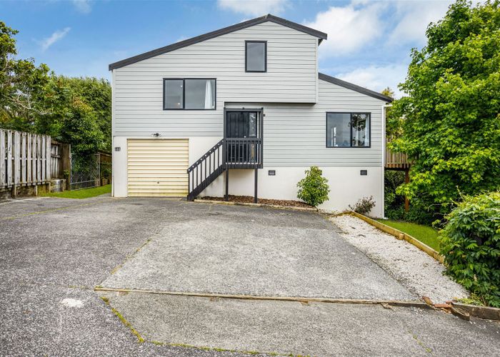  at 1/17 Bronzewing Terrace, Unsworth Heights, Auckland
