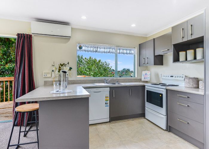  at 166B Cambridge Road, Hillcrest, Hamilton
