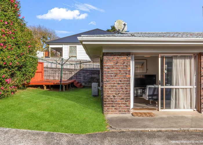  at 1/8 Dublin Street, Pukekohe, Franklin, Auckland