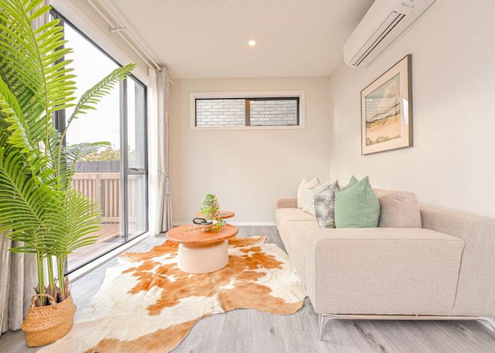  at 1C Galloway Crescent, Farm Cove, Manukau City, Auckland