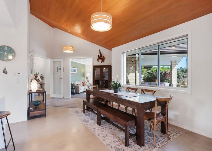  at 21 Carter Road, Oratia, Waitakere City, Auckland