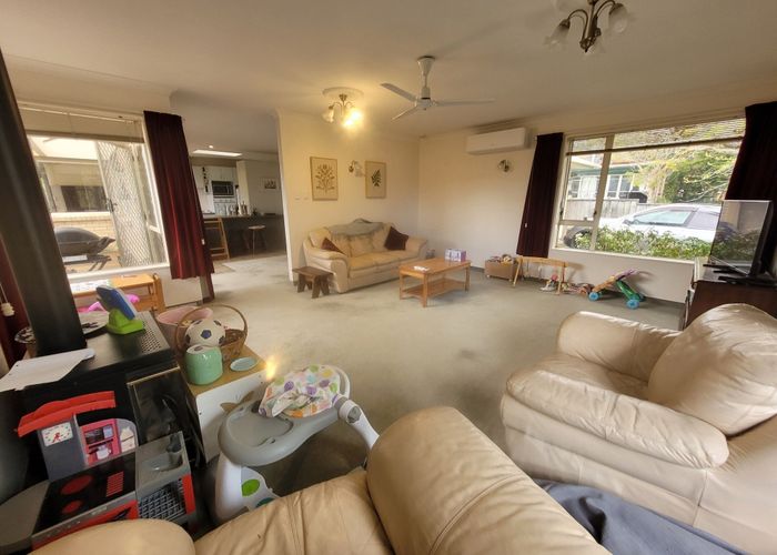  at 9 Manuka Street, Stokes Valley, Lower Hutt, Wellington