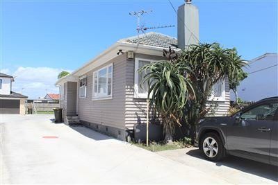  at 5 Maxwell Avenue, Papatoetoe, Manukau City, Auckland
