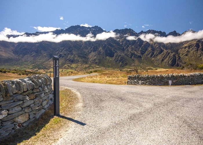  at 3 Tableland Drive, The Preserve, Jacks Point, Queenstown-Lakes, Otago