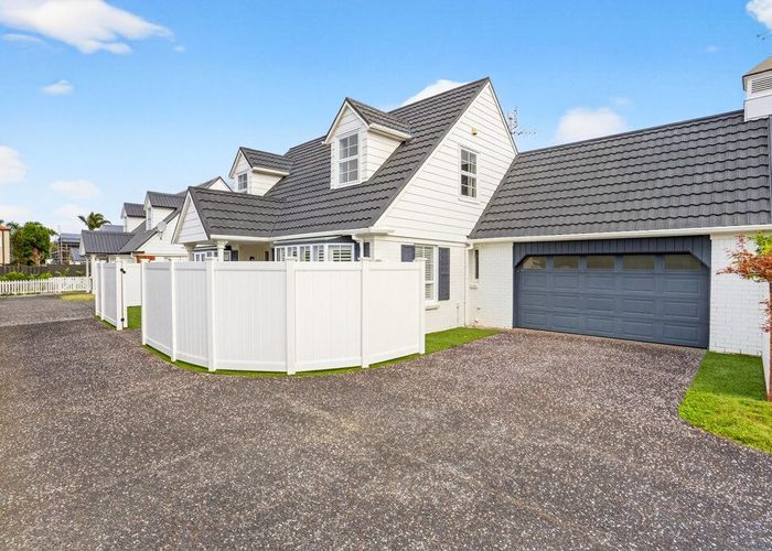  at 2/15 Saltburn Road, Milford, North Shore City, Auckland