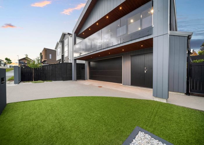  at 16 Pakirikiri Street, Long Bay, North Shore City, Auckland