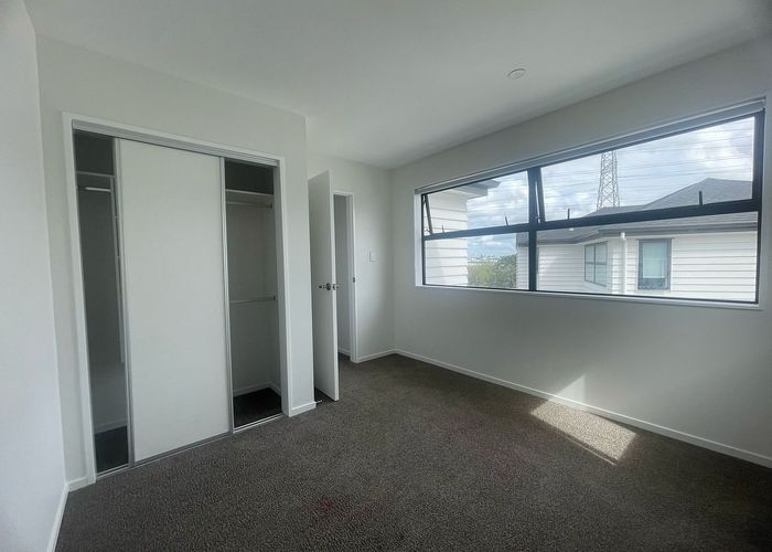  at 8 Finn Place, Mount Wellington, Auckland City, Auckland
