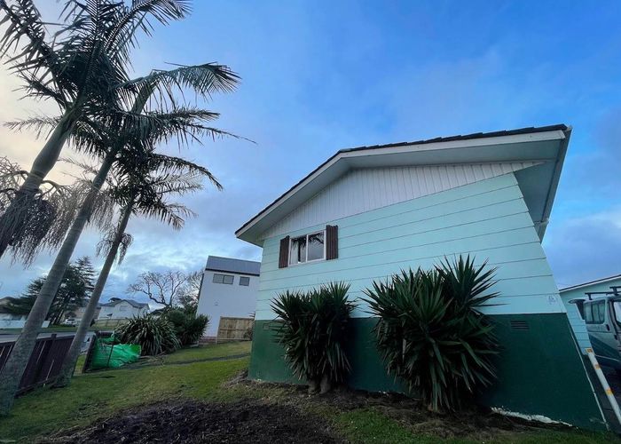  at 28 Oreil Avenue, West Harbour, Waitakere City, Auckland