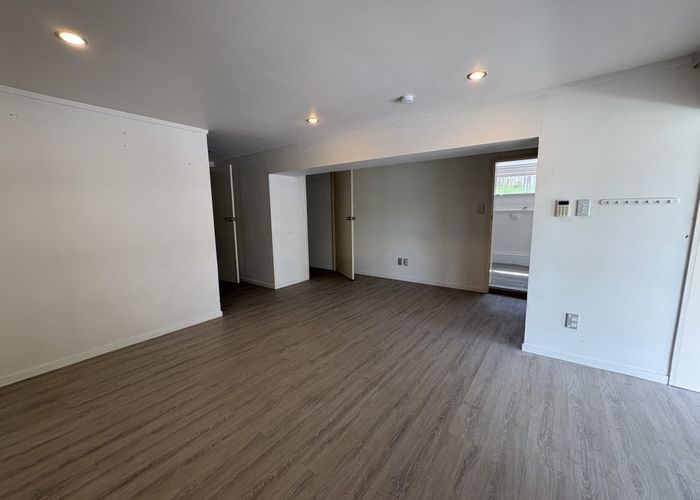  at 26B Wycherley Drive, Bucklands Beach, Manukau City, Auckland