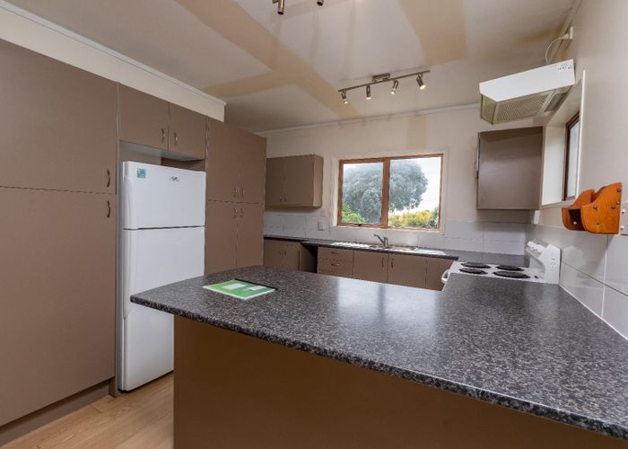  at 16 Island View Terrace, Waikanae Beach, Waikanae
