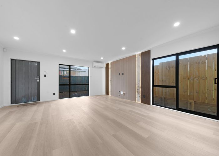  at Lot 5, 8 Woburn Street, Mangere, Manukau City, Auckland
