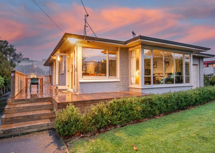  at 107 Quarry Road, Kinmont Park, Mosgiel